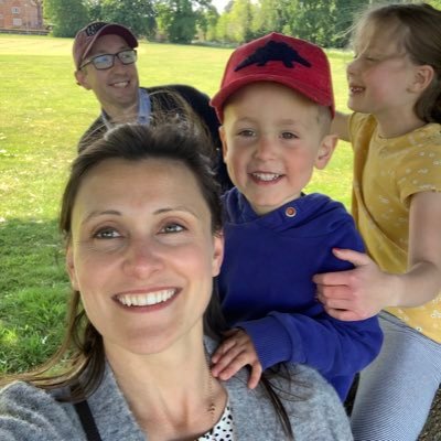 Wife to Ian Mitchell, mother to Annie and Eric, CFO at #Form3, FCA, runner, horse rider,