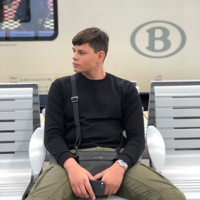 gchat17's profile picture. 16