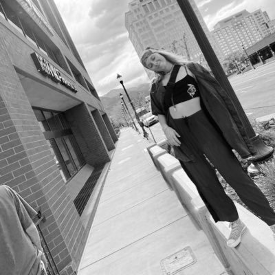 paigeAfranks's profile picture. be nice to complete strangers🦋