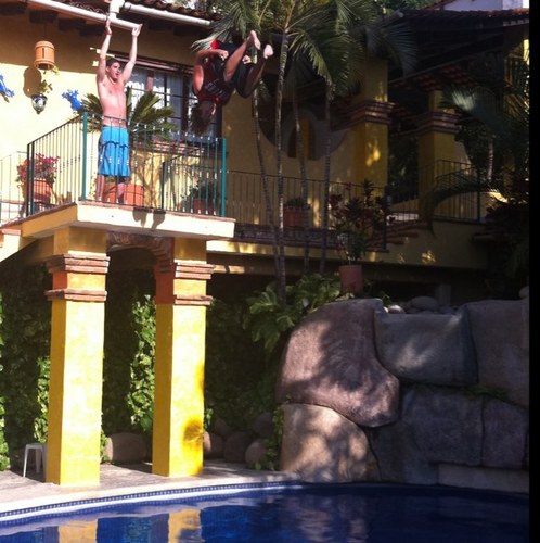 DshakeNbake's profile picture. 