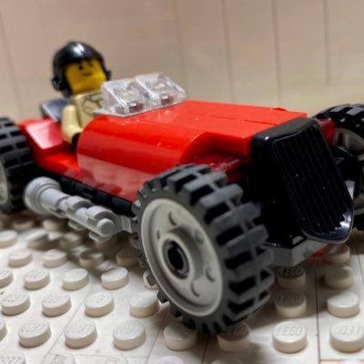 brickbuilder112's profile picture. LEGO NUT, creative, always designing, one day brick master , building LEGO creator sets, creating cars from pictures with LEGO 😀