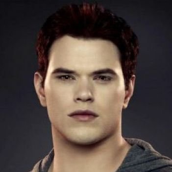 Saved by an angel and fell in love, @hisroseforever is my everything. Protector of the Cullen coven. RP/fan account