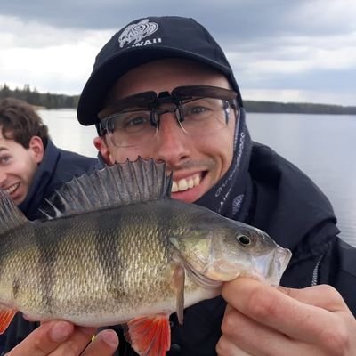 Ecologist studying the effects of environmental change on lakes, from individuals to ecosystems. #FoodWebs #FattyAcids #StableIsotopes #Mesocosms #Arctic