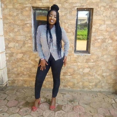 Amebe18's profile picture. 