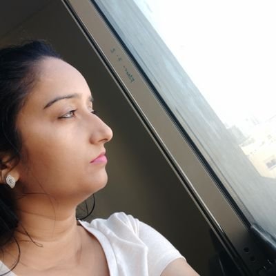 nidhisingh29's profile picture. stay positive!!