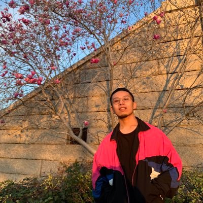 Just a lil guy that likes to cut hair. Oh ya and USF Nursing 21'