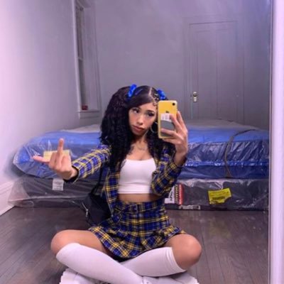 ⛓~.*stay soft,it looks good on you*.~🔌 || stan loona✨🌸 || someone help me use this app🤣😭 || using my ipad while a get a new phone✨🦋