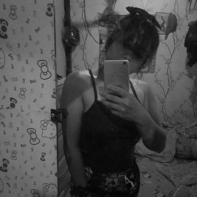 PPisemo's profile picture. not interesting 🐾