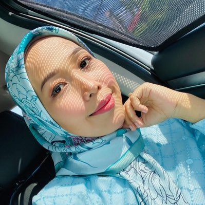 DzatulAnyrah's profile picture. silent