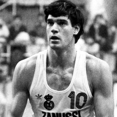 maragotayenano2's profile picture. Yo vi jugar a Drazen, F.Martín y Sabonis... luego llegaron Llull, Chacho, Facu, Rudy, Jaycee, Felipe, Chapu, este chico Luka Doncic y Edy... y fuí feliz 🙏🤍🏀