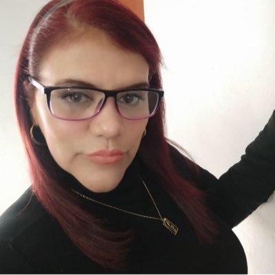 Artesano de Software (Porngramer), Emprendedor, Aspirante a Fotógrafo, Diseñador Gráfico de Closet, Papa Malo, Amante y Esposo de @imbiras.