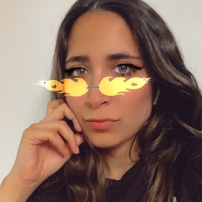 andreatrmn's profile picture. Feminist