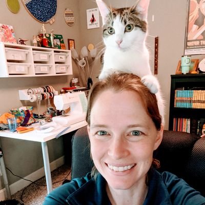 megarunr's profile picture. Books and cats and crafts.