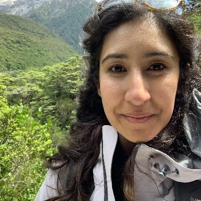 Experimental petrologist 👩🏽‍🔬, science nerd, nature lover, supporter of women in science. #Postdoc 🇬🇧🇦🇺