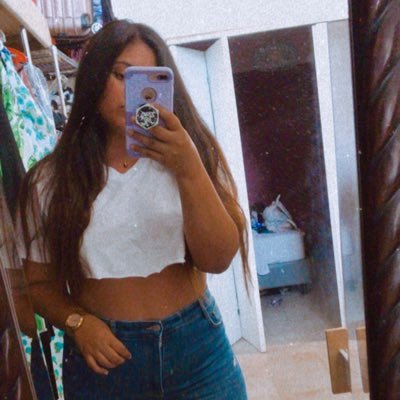 NixieNella's profile picture. Strive not to be a success, but rather to be of value. 🇦🇼☝🏽