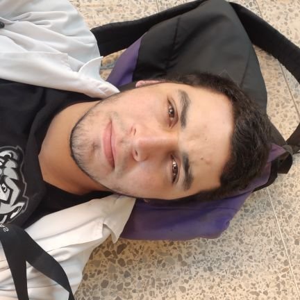 JuhaPonce1's profile picture. Dr. en Química y Farmacia. 🚶
Fútbol ⚽ vino🍷 Comida 🍗 cachorro de leon.🐾
 #Buscalapazysíguela