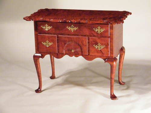 Custom Furniture Maker from South Jersey.   Just sharing my thoughts and outcomes of my woodworking.