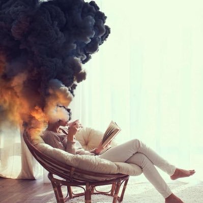 إننا لا ننتهي أبدًا من صنع أنفسنا. #chemist اللهم اجعل قبر أبي في نور وضياء دائم.