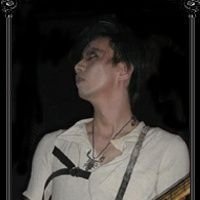 独居老人予備軍
バンドやらなきゃ、ただのドルオタ