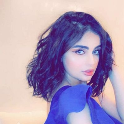 سعودية بنكهة غربية... جميلة و مختلفة و دائما متفائلة...