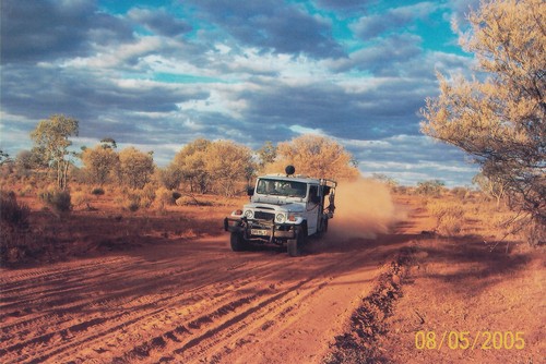 voggos's profile picture. pessimistic opportunist 
in love with nature,