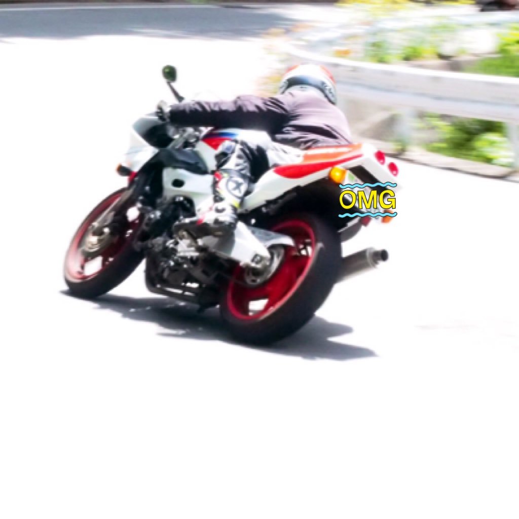 CBR250RRを納車しました‼️ よろしくお願いします！！ もぐりしてます…！？