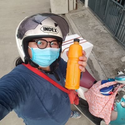 Jijo_MiX's profile picture. การตลาด นักเขียน นักจัดรายการวิทยุ น้ำส้มคั้นสดแท้ g-shock