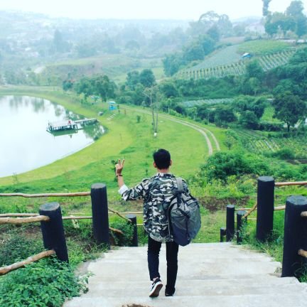 Arben202's profile picture. Bahagiaku itu simpel : Ajak naik ke Atas gunung sama kamu, juga udah Bahagia 😅😊
~Nemo20