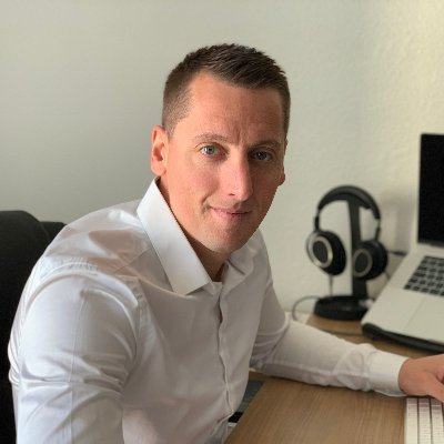 Consultant indépendant, accompagnant transformations digitales et développements d’applications, certifié Java, Scrum Master et AWS Practitioner.