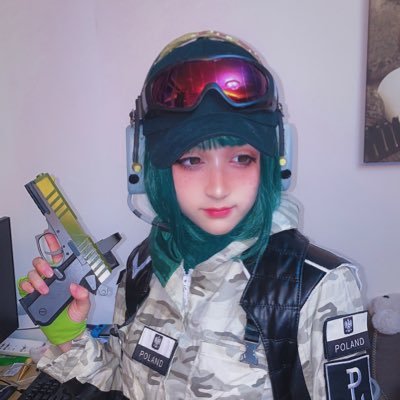 劳丽TuNiftyさんのプロフィール画像