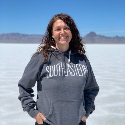 liesl_c's profile picture. Truth and beauty-two things I love and find in Christ