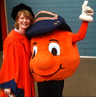 blueskyeyes44's profile picture. SU '92 & G'97, love recruiting students to SU Eng + CS, bleeding Orange, and making the world a friendlier, happier place!