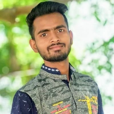 सच के साथ हैं हम