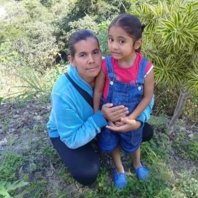 Madre y Abuela Venezolana, jubilada, comprometida con mi comunidad y mi país