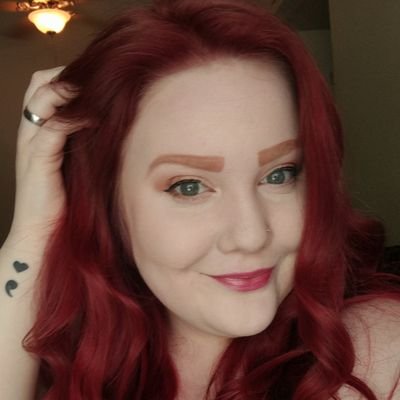 Allison74118884's profile picture. 