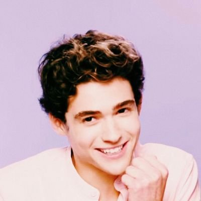 ❧ obsessed with @joshuatbassett
✧ Joshua has my heart
#HSMTMTS #joshuabassett