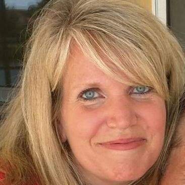 Loving Jesus,Happily Married, Proud Mom of Two Sons, Loving Family and Friends, Retired Teacher, Happy life, Enjoying every Sunrise and Sunset☀️