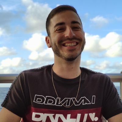 erremt_'s profile picture. 