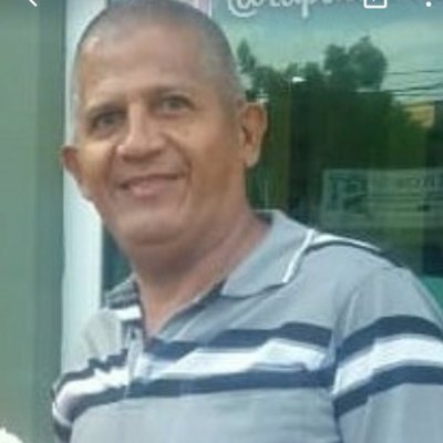 100 por ciento vinotinto y doliente de mi pais