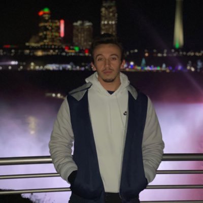 _jtcruz's profile picture. TCNJ '21 🦁 ΛΥΛ ⚜️