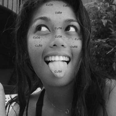 Your pro-beginner surfing gurl 🏄💁 . 👻 heyyaitsbella