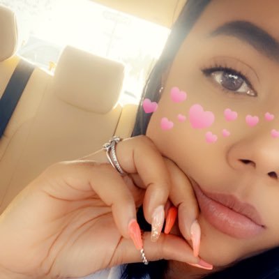 Snap Eliiiy 🌻 👻🍍Lesbian Girl' Taurus♉️🌈
