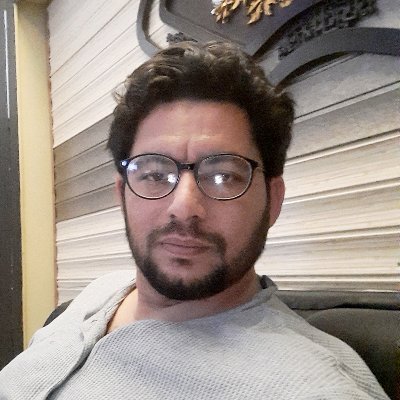 IrfanHu58648124's profile picture. Trade in IT