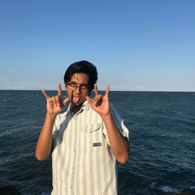 usopsantorian_'s profile picture. Love dreams