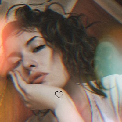 Ancicid's profile picture. memento mori.
unus annus.