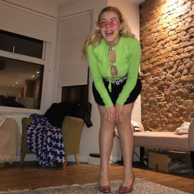 GoslinGrace's profile picture. 🔥DJ  🔥Journalist 🔥MA Queer History 💪DukeBox @manupldn finalist 🔥1/2 @femmecolllective  🔥On the decks @omgitsdancemums ✏️