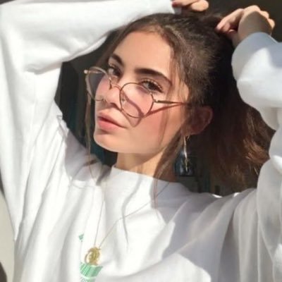 ___evaa________'s profile picture. Damn! You found me!