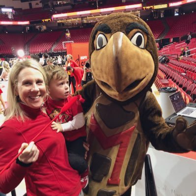 boy mom; wife; fan of sports but especially of teams in the DMV (Maryland, in particular!)