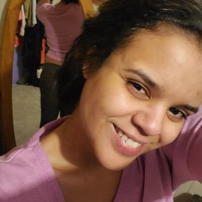 LunaMama90's profile picture. 