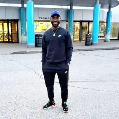 Nanakay7's profile picture. I am God's favorite and His master piece